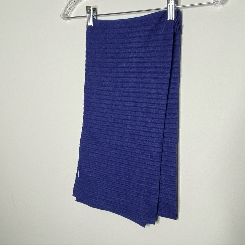 Coldwater Creek Blue Ribbed Scarf